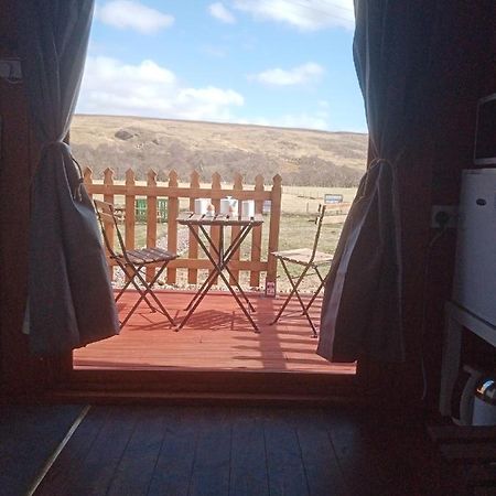 Hotel Wee Hoose Glamping 3 à Kinbrace Extérieur photo