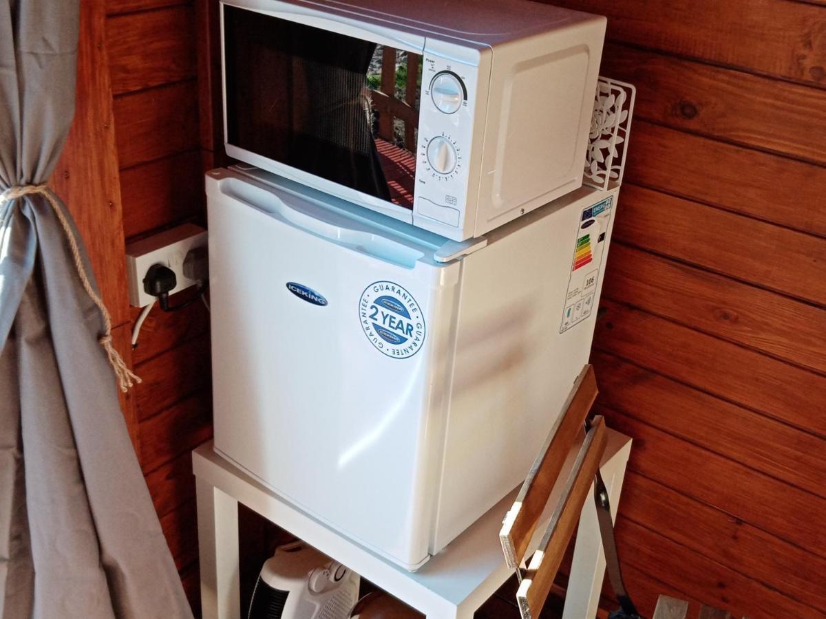 Hotel Wee Hoose Glamping 3 à Kinbrace Extérieur photo